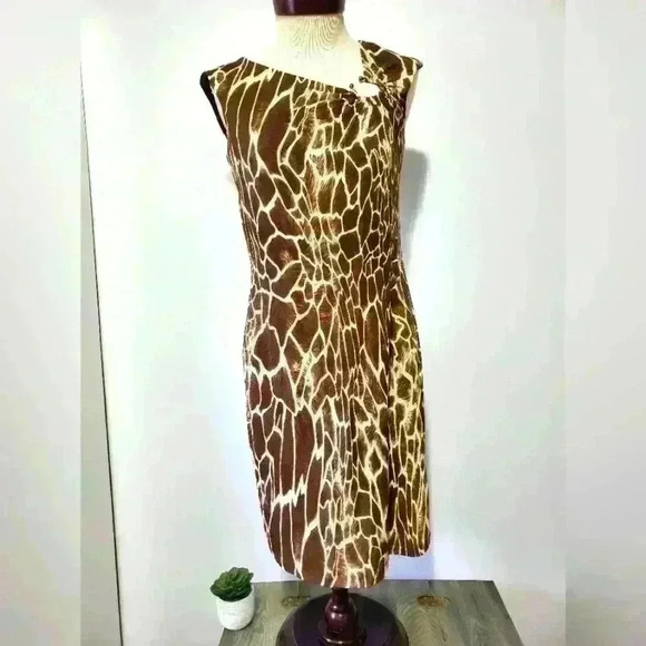 Lori Michaels collection giraffe  pattern dress. Size 4 - Picture 1 of 7